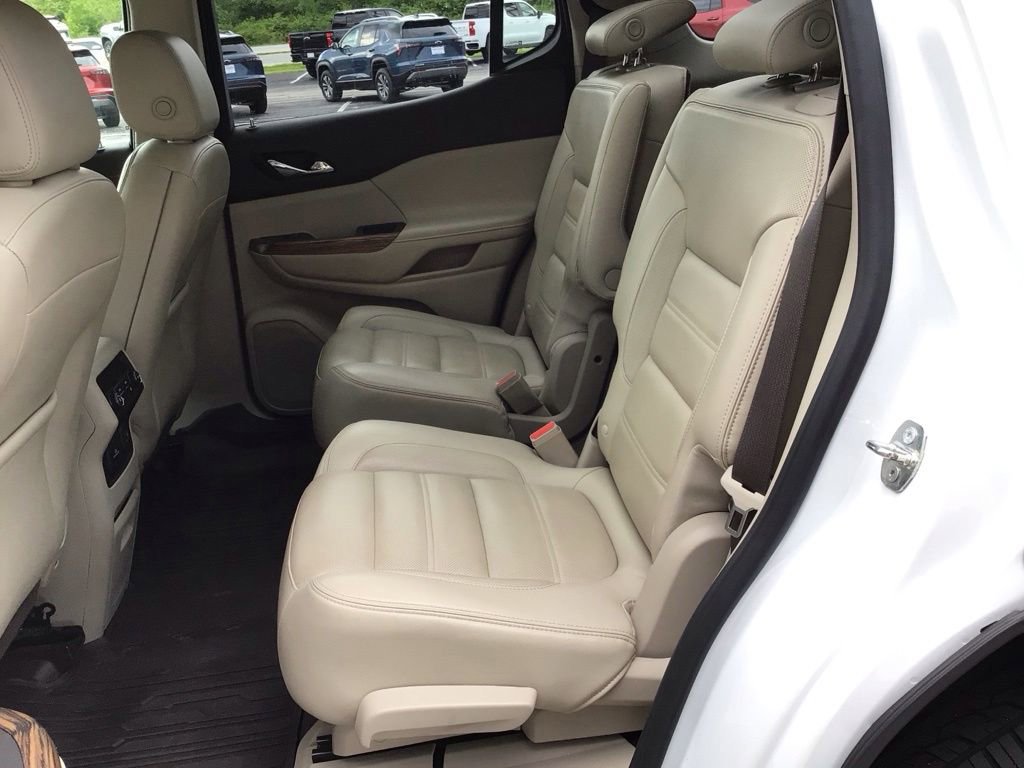 Used 2019 GMC Acadia Denali w/ Technology Package AWD/4WD image 15