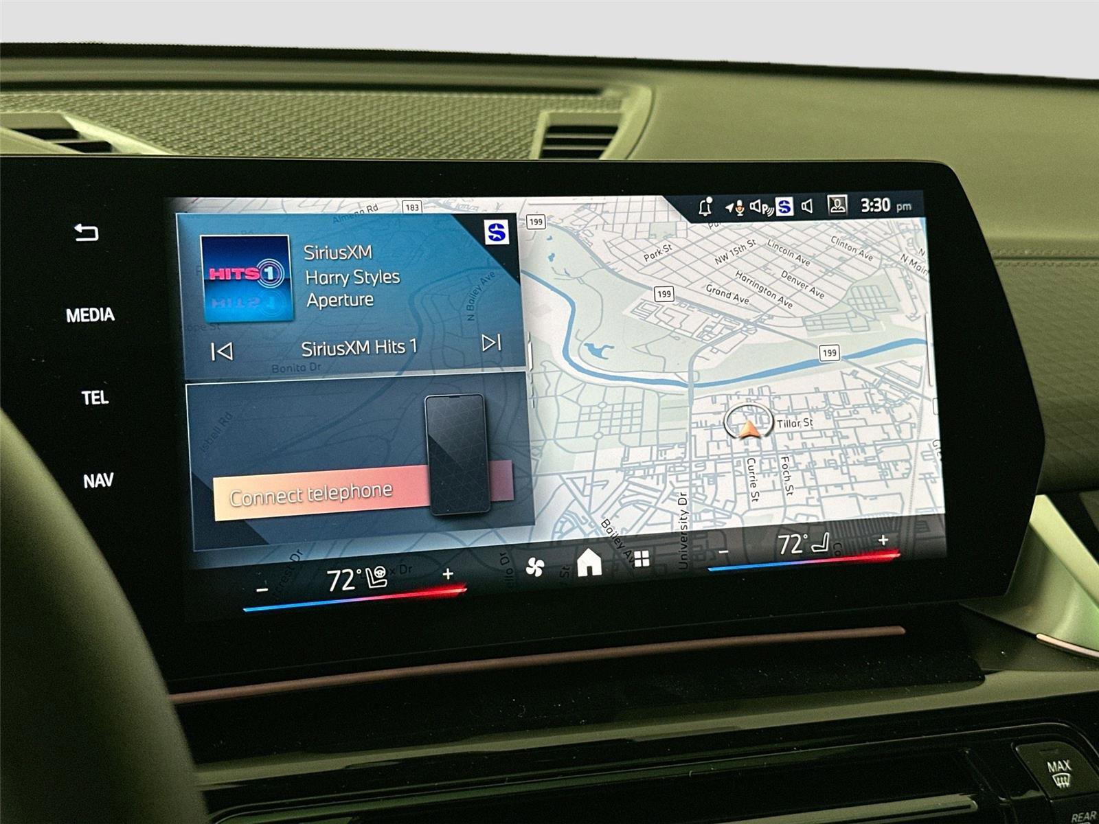 New 2026 BMW X2 xDrive28i AWD/4WD image 16