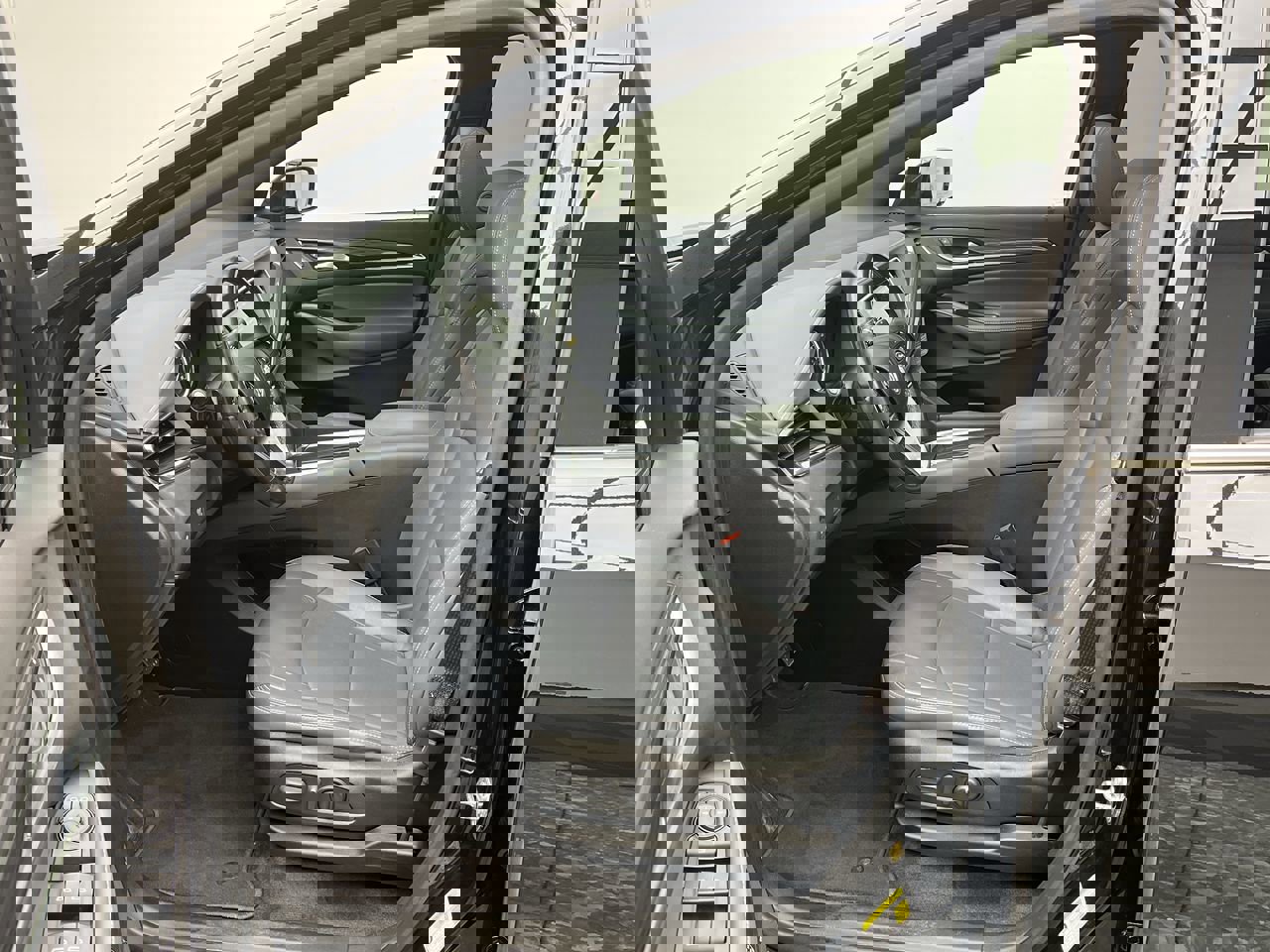 Certified 2023 Buick Enclave Essence w/ Experience Buick Package image 3