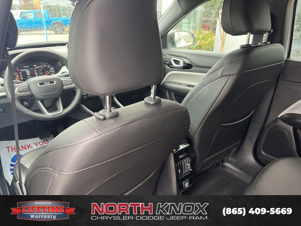 Used 2024 Jeep Compass Limited image 16