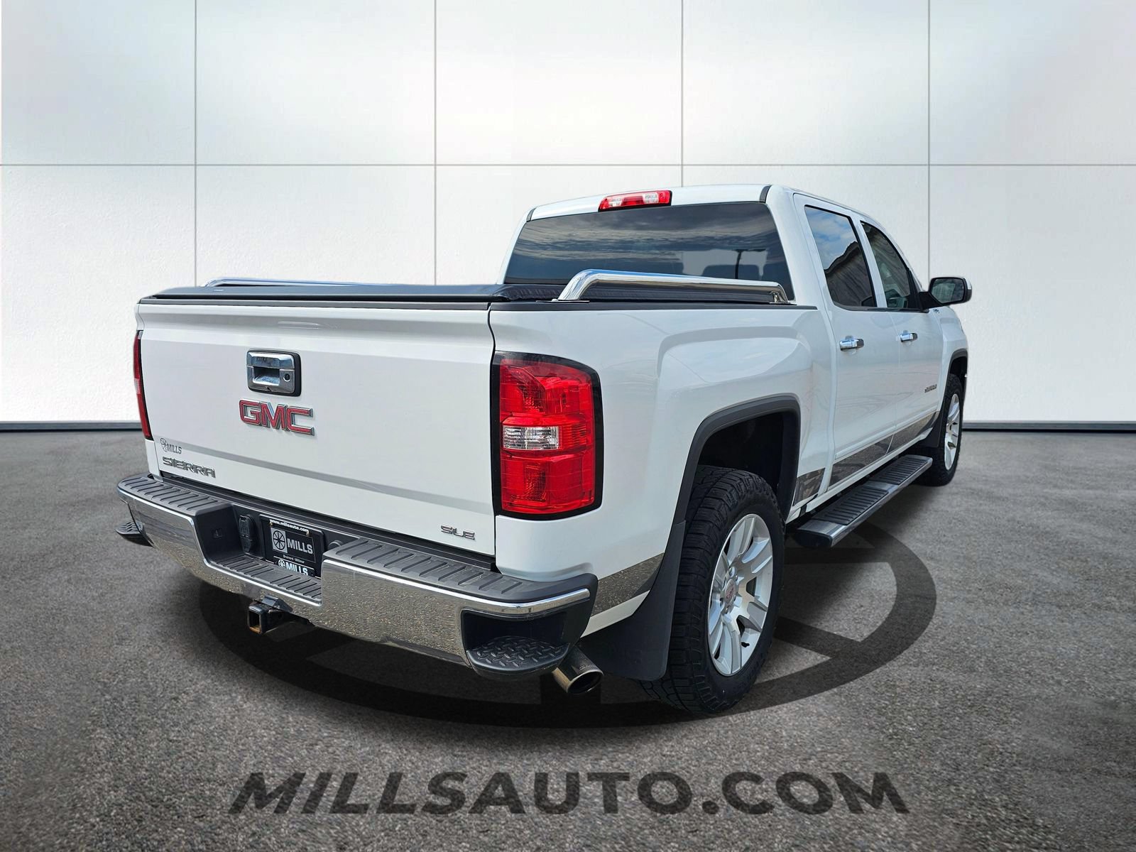 Used 2017 GMC Sierra 1500 SLE w/ SLE Value Package AWD/4WD image 7