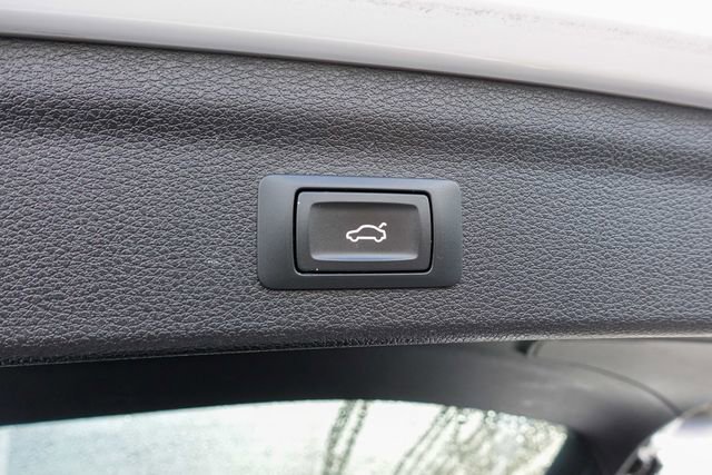 Used 2021 Audi Q3 2.0T Premium image 28