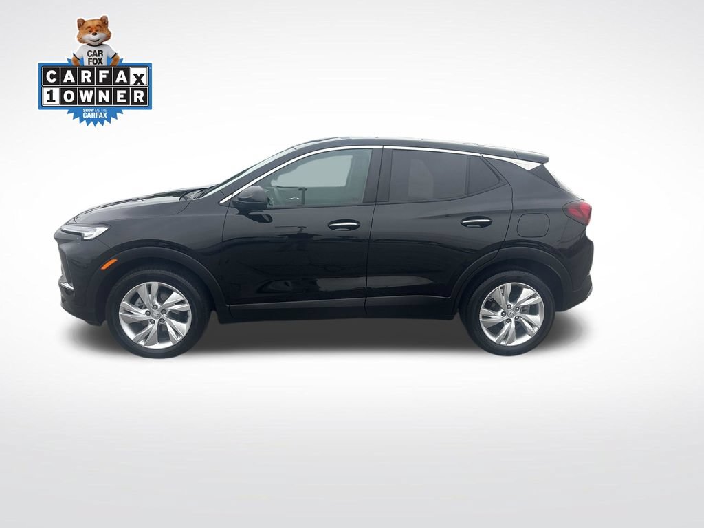 Used 2024 Buick Encore GX Preferred w/ Advanced Technology Package FWD image 2