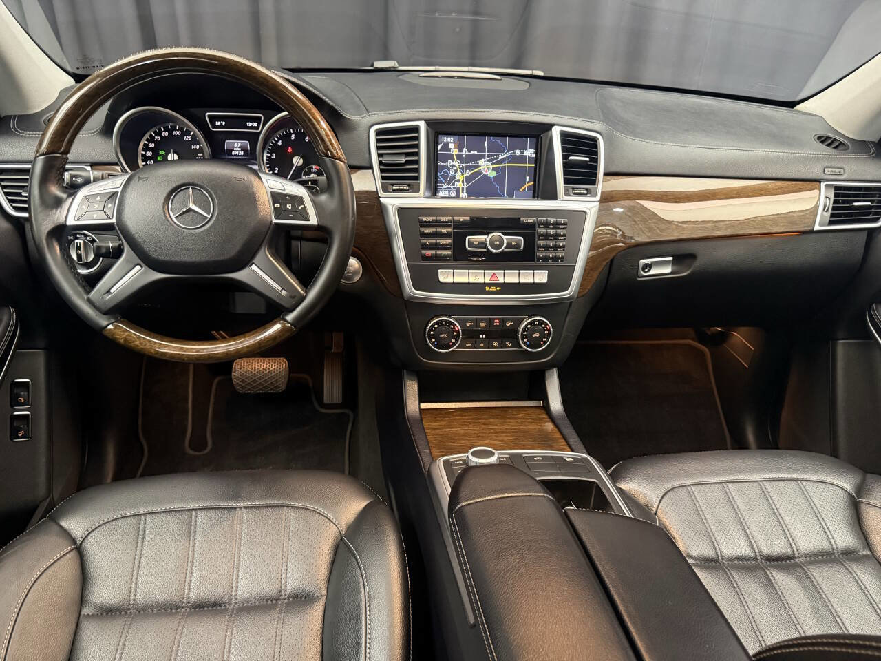 Used 2013 Mercedes-Benz GL 450 GL 450 4MATIC AWD 4dr SUV image 18