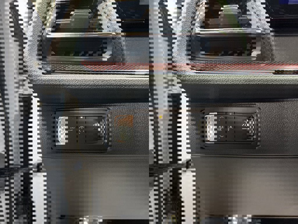 New 2026 Chevrolet Traverse RS w/ LPO, Floor Liner Package image 27