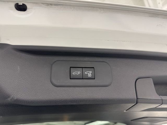 Used 2025 Toyota Grand Highlander AWD Hybrid image 12