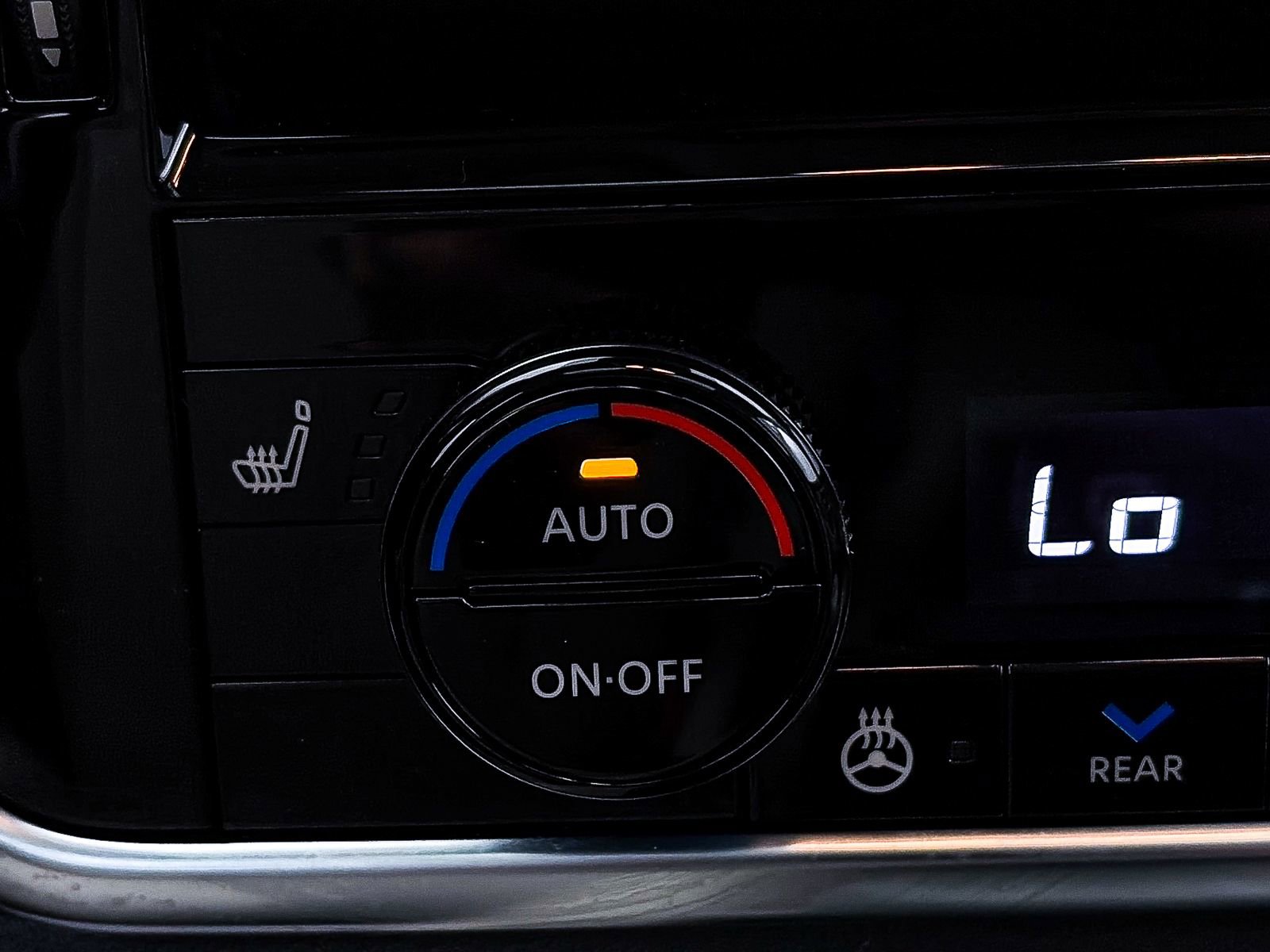 Used 2023 Nissan Rogue SL w/ SL Premium Package image 27