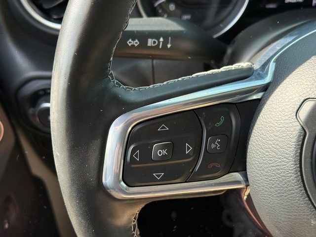 Used 2023 Jeep Wrangler Unlimited Sahara w/ Cold Weather Group image 17