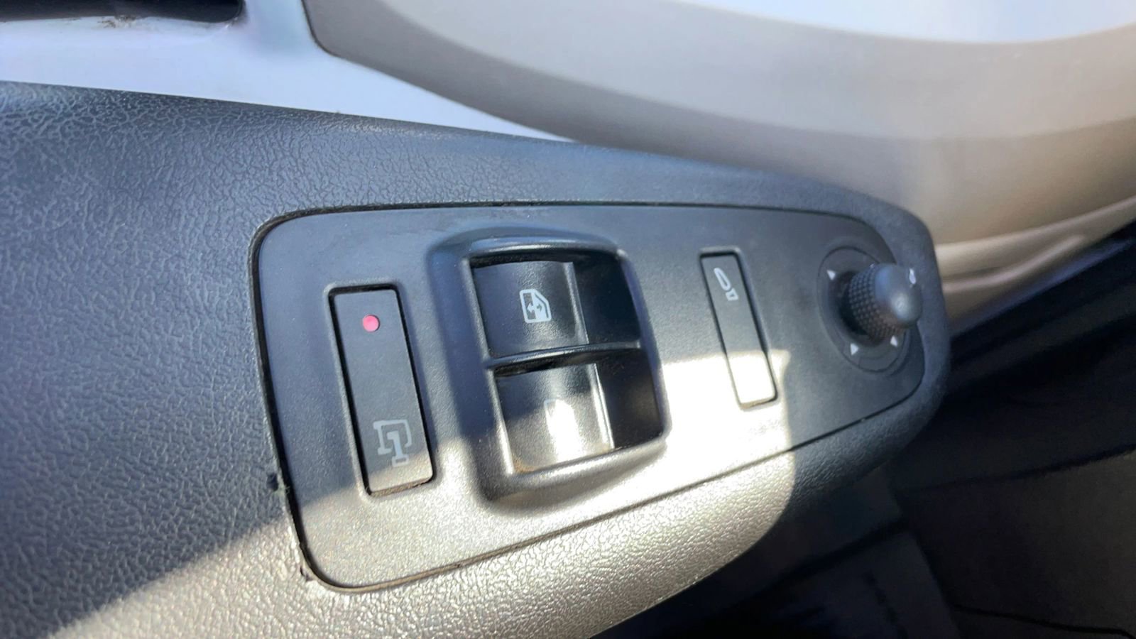 Used 2018 RAM ProMaster 1500 w/ Premium Appearance Group FWD image 17