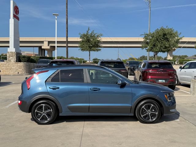 Used 2024 Kia Niro EX FWD image 6