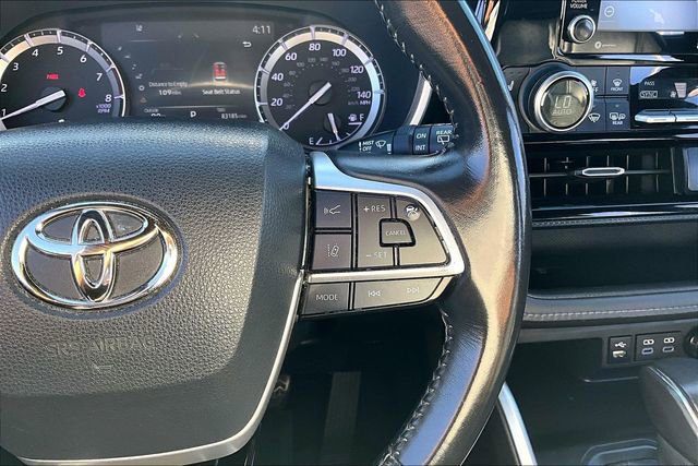 Used 2022 Toyota Highlander XSE image 12