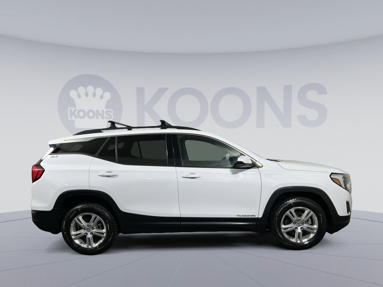 Used 2020 GMC Terrain SLE w/ Driver Convenience Package image 8
