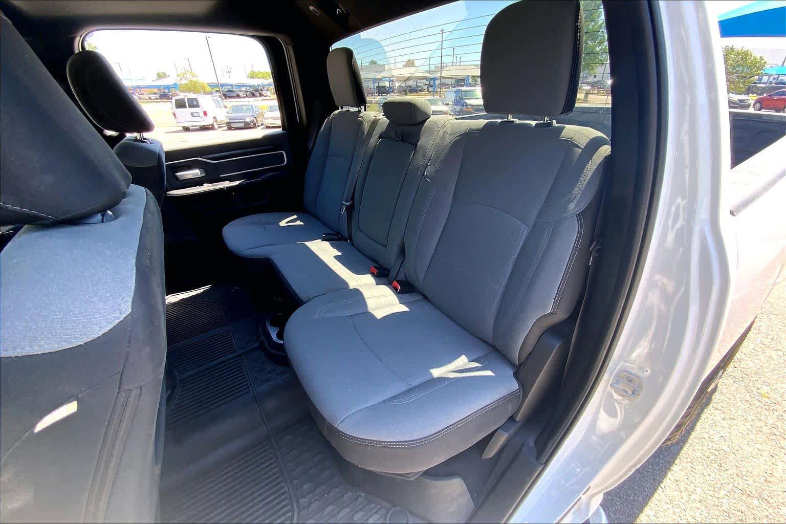Used 2022 RAM 2500 Big Horn w/ Level 1 Equipment Group AWD/4WD image 21