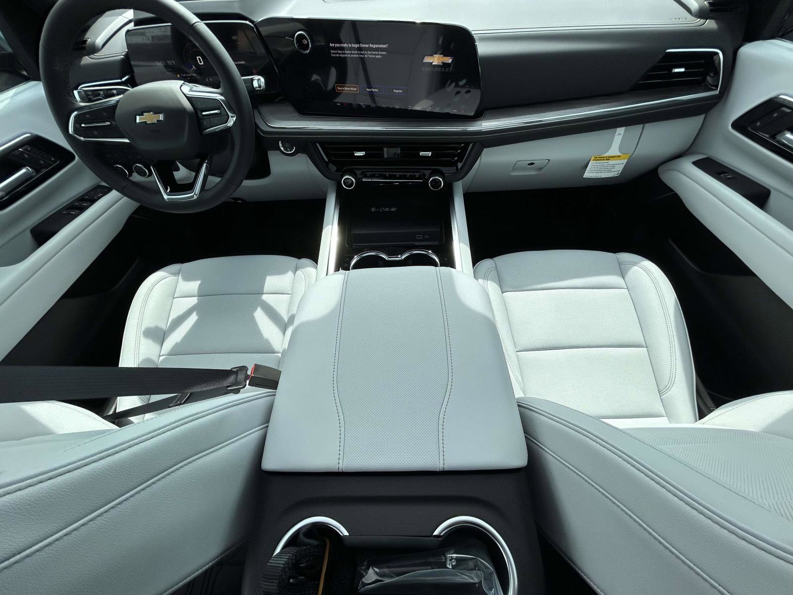 New 2026 Chevrolet Suburban Premier AWD/4WD image 12