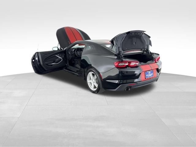 Used 2019 Chevrolet Camaro LT RWD image 18