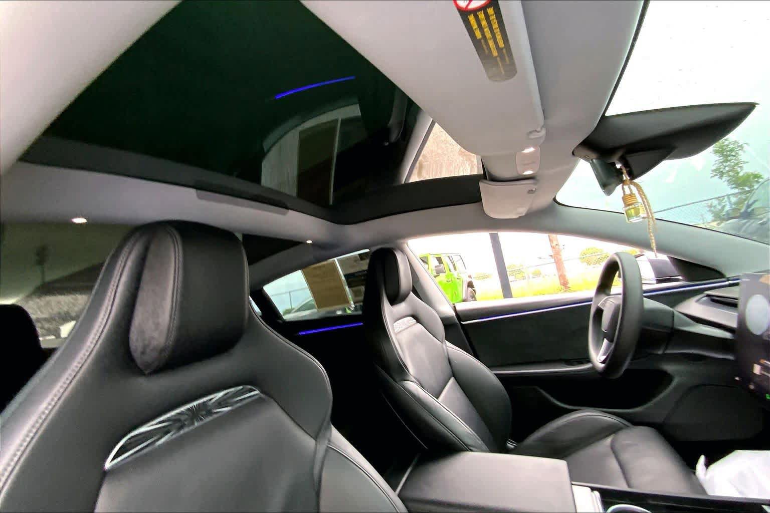 Used 2024 Tesla Model 3 Performance AWD/4WD image 18