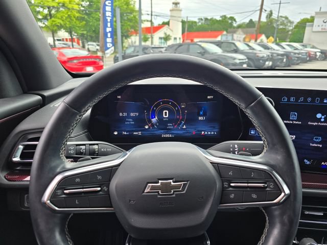 Used 2024 Chevrolet Traverse Z71 AWD/4WD image 12