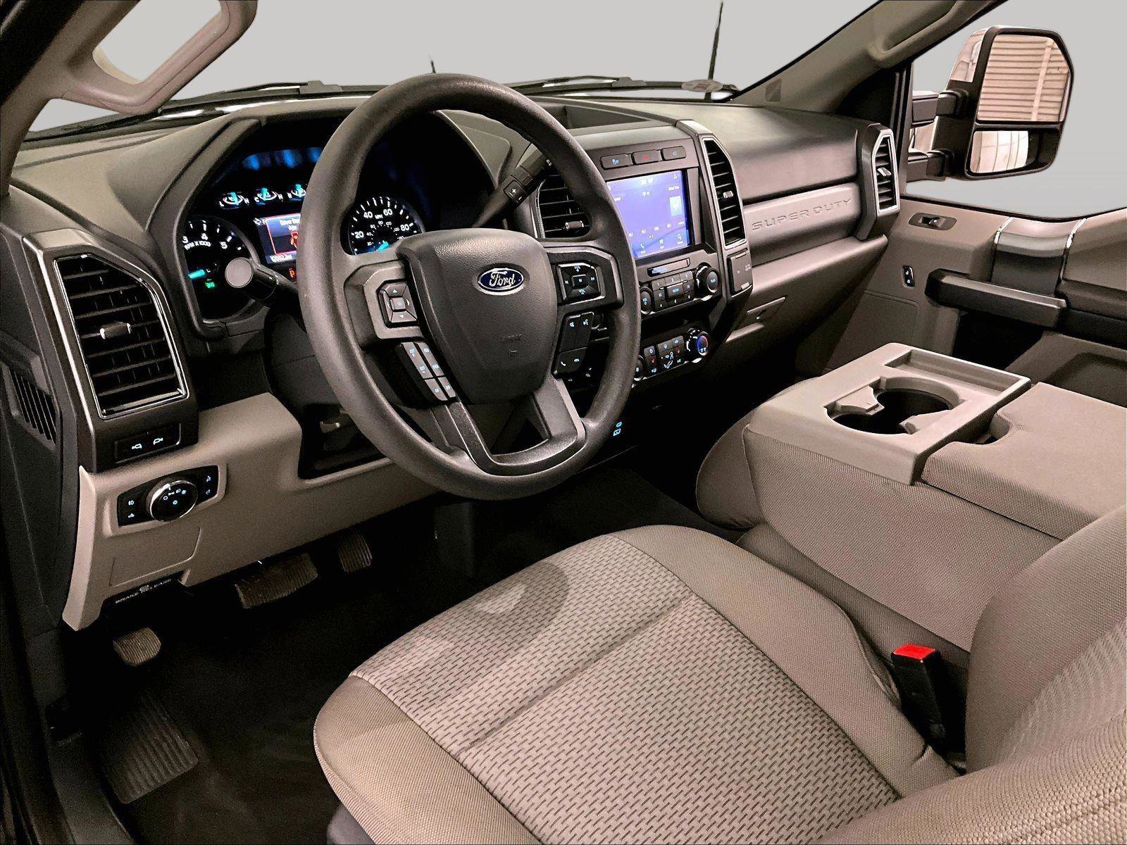 Used 2022 Ford F350 XLT w/ XLT Premium Package AWD/4WD image 12