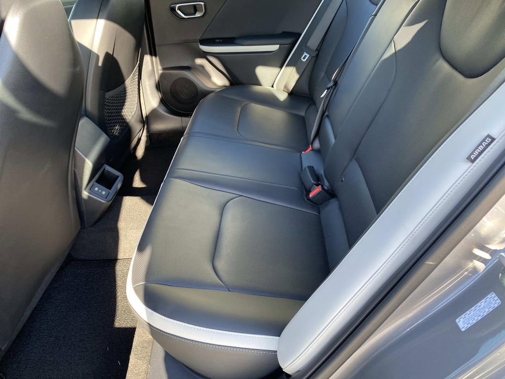 New 2026 Kia K4 GT-Line image 5