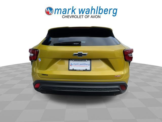 Certified 2024 Chevrolet Trax RS w/ Driver Confidence Package image 7