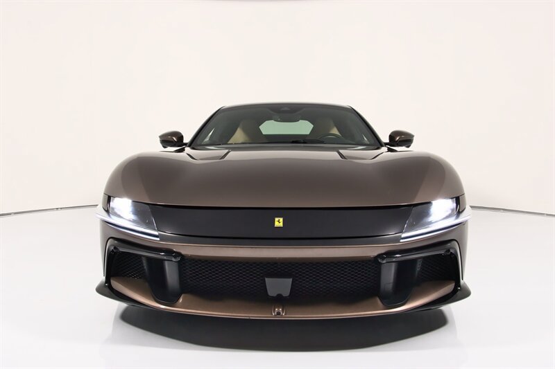 Used 2025 Ferrari 12Cilindri RWD image 3