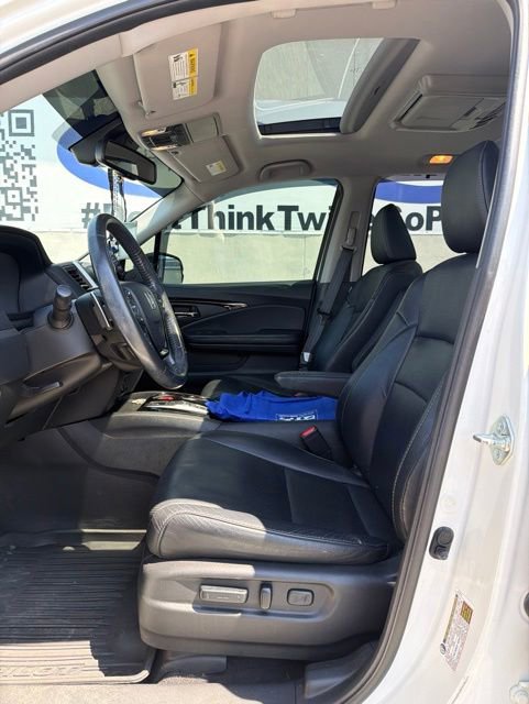 Used 2017 Honda Pilot Elite image 8