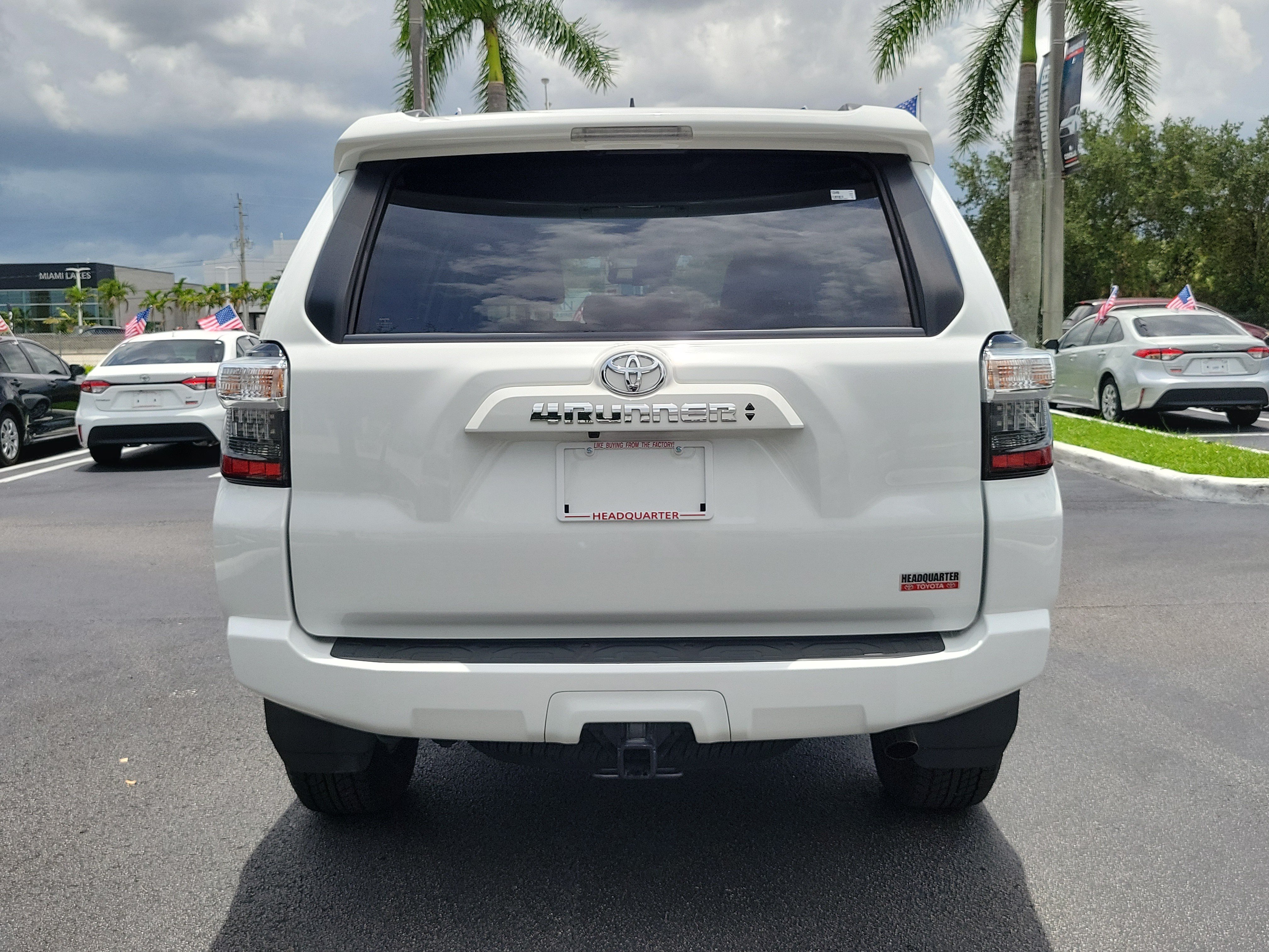 Used 2024 Toyota 4Runner SR5 RWD image 10