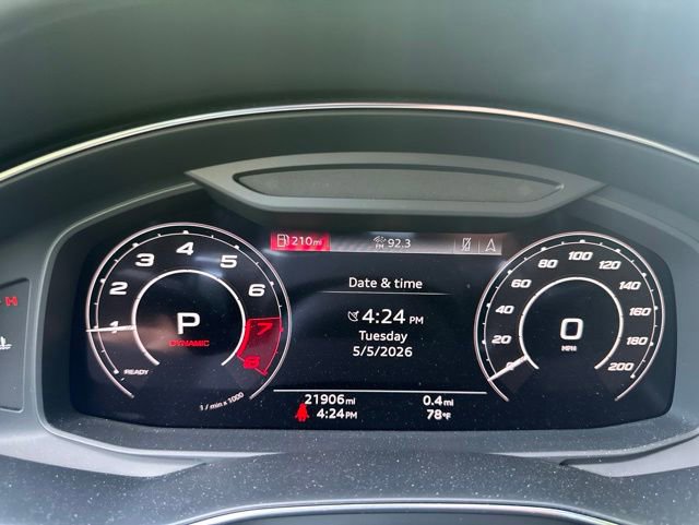 Used 2024 Audi RS 7 Performance AWD/4WD image 21