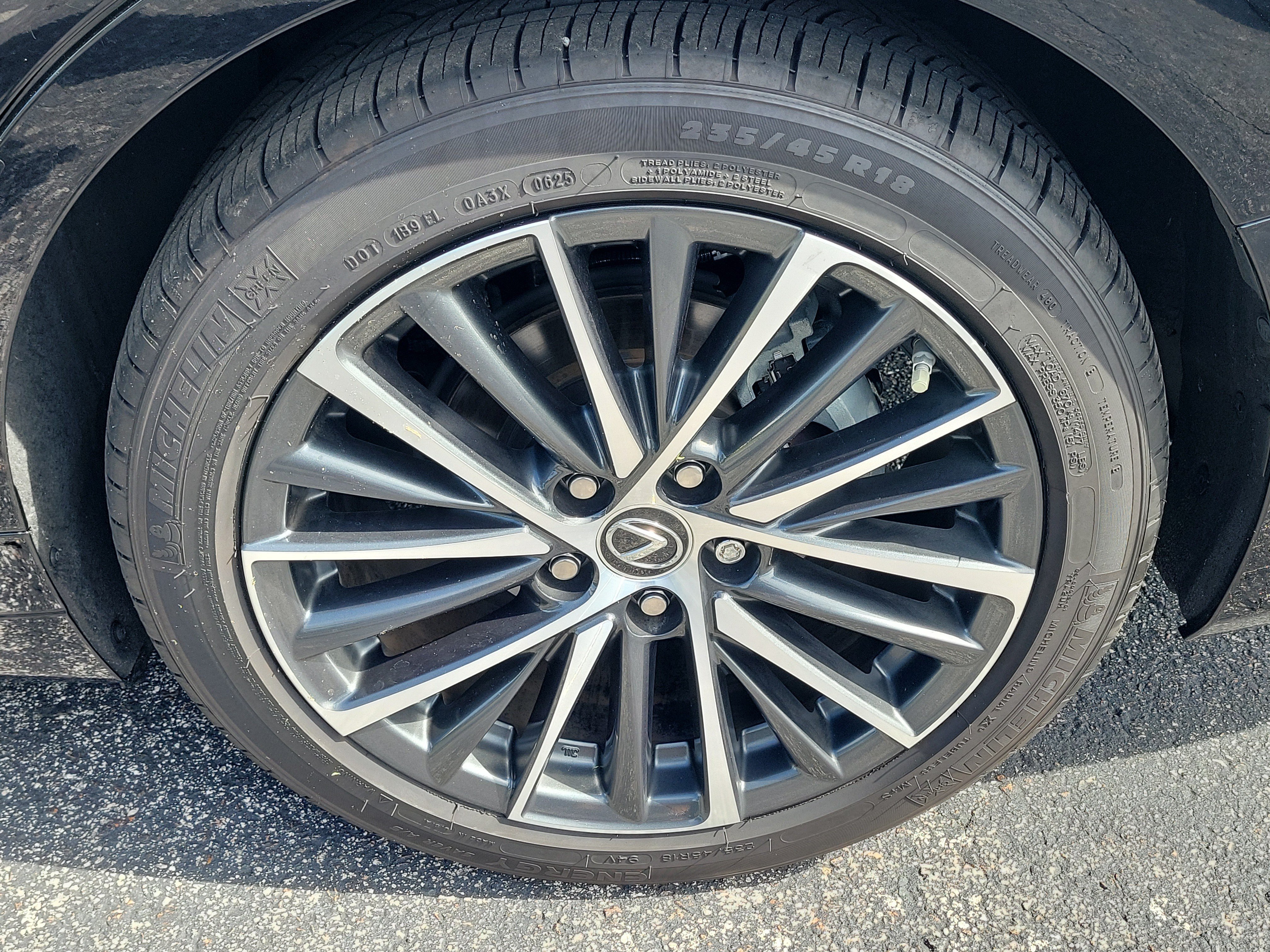 Used 2024 Lexus ES 300h w/ Premium Package FWD image 10
