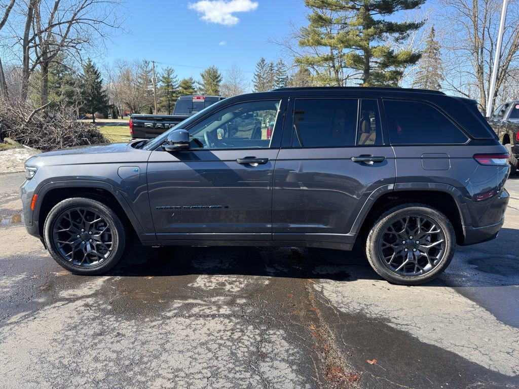 New 2025 Jeep Grand Cherokee Summit w/ High Altitude Package AWD/4WD image 6
