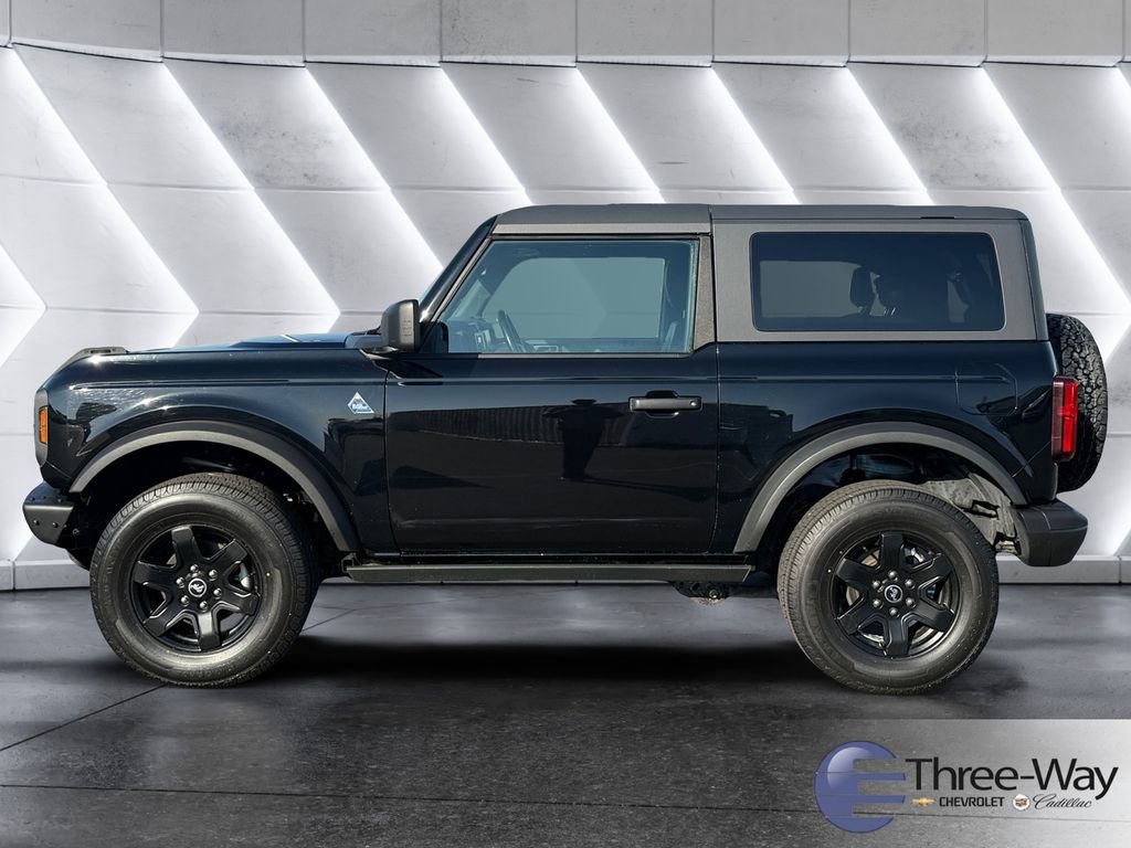 Used 2023 Ford Bronco Black Diamond AWD/4WD image 2