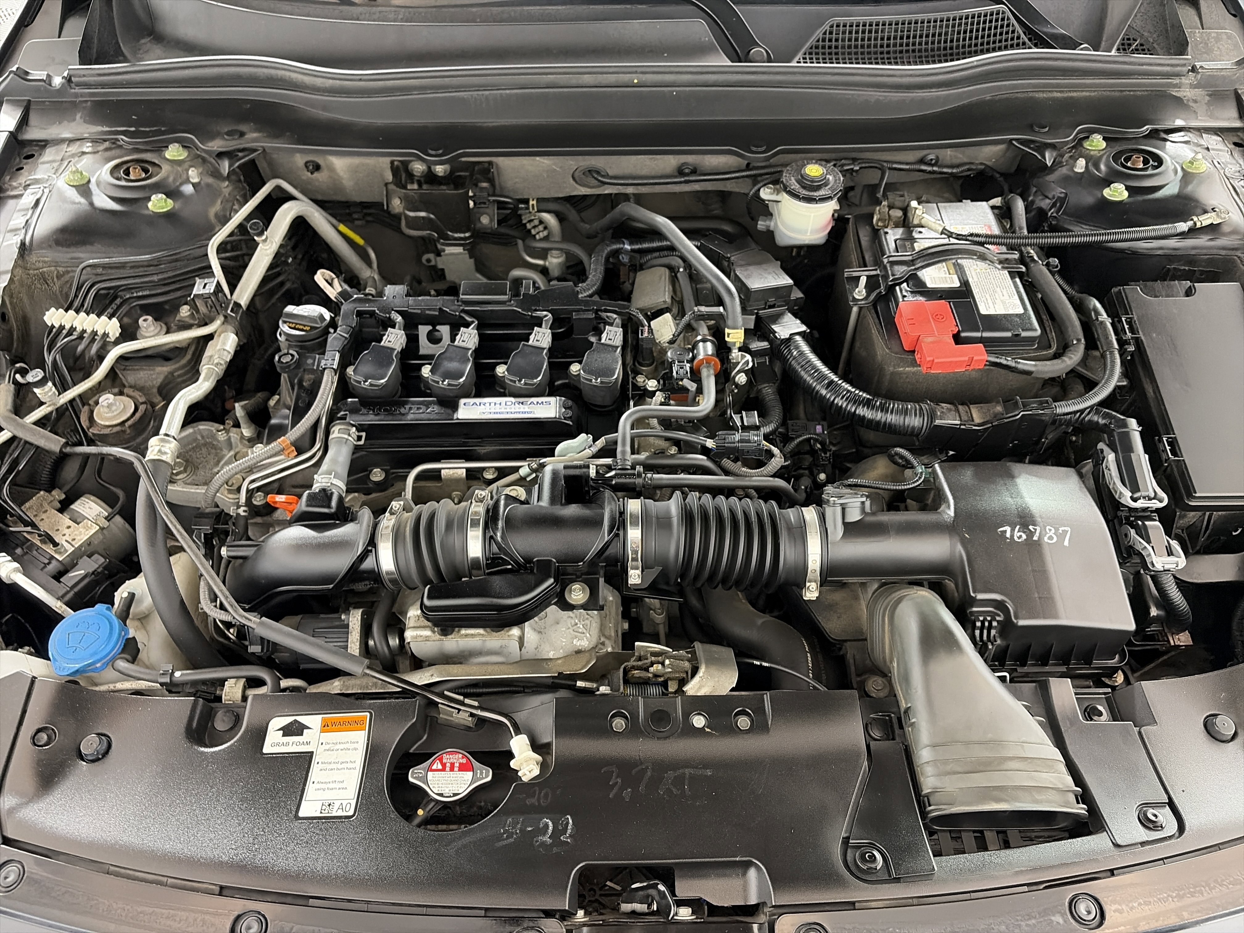 Used 2018 Honda Accord LX image 11