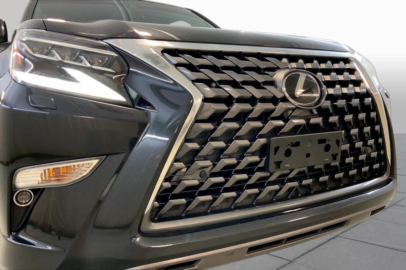 Used 2023 Lexus GX 460 Premium w/ Premium Package AWD/4WD image 32