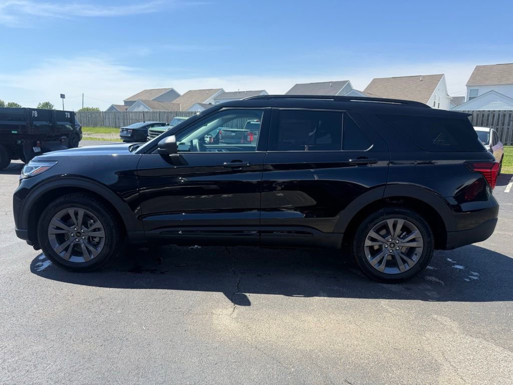 New 2026 Ford Explorer Active w/ Active Comfort Package AWD/4WD image 6