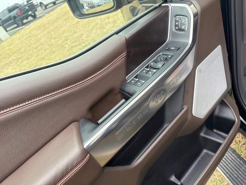 New 2026 Ford F250 King Ranch w/ Chrome Package AWD/4WD image 14