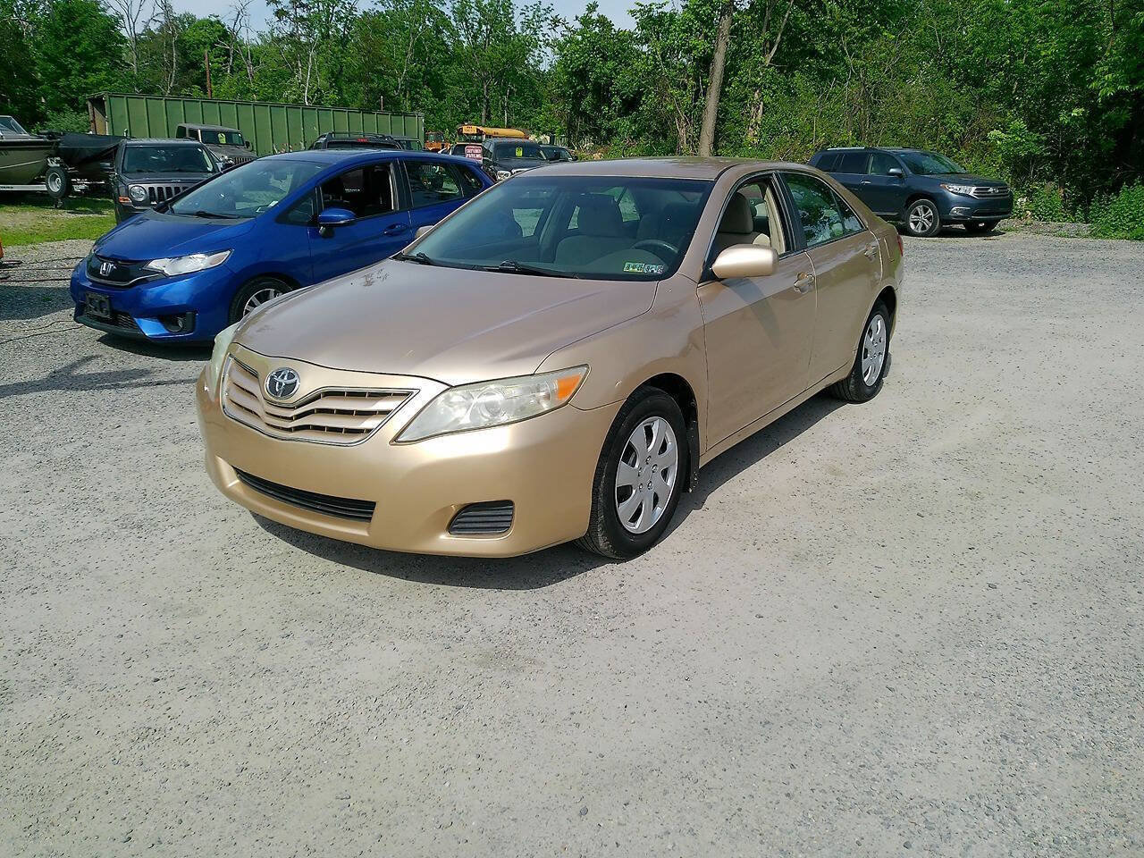 Used 2010 Toyota Camry LE FWD image 7