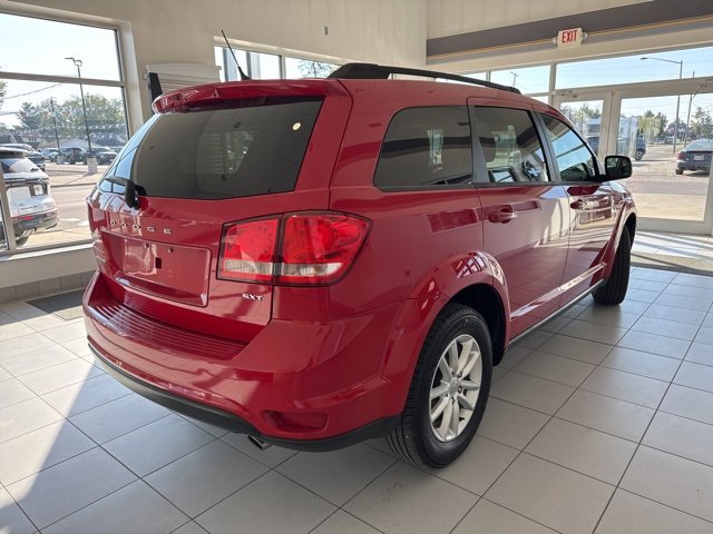 Used 2013 Dodge Journey SXT image 4