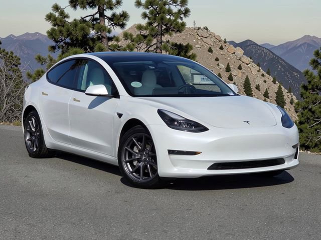 Used 2023 Tesla Model 3 Standard Range RWD image 2