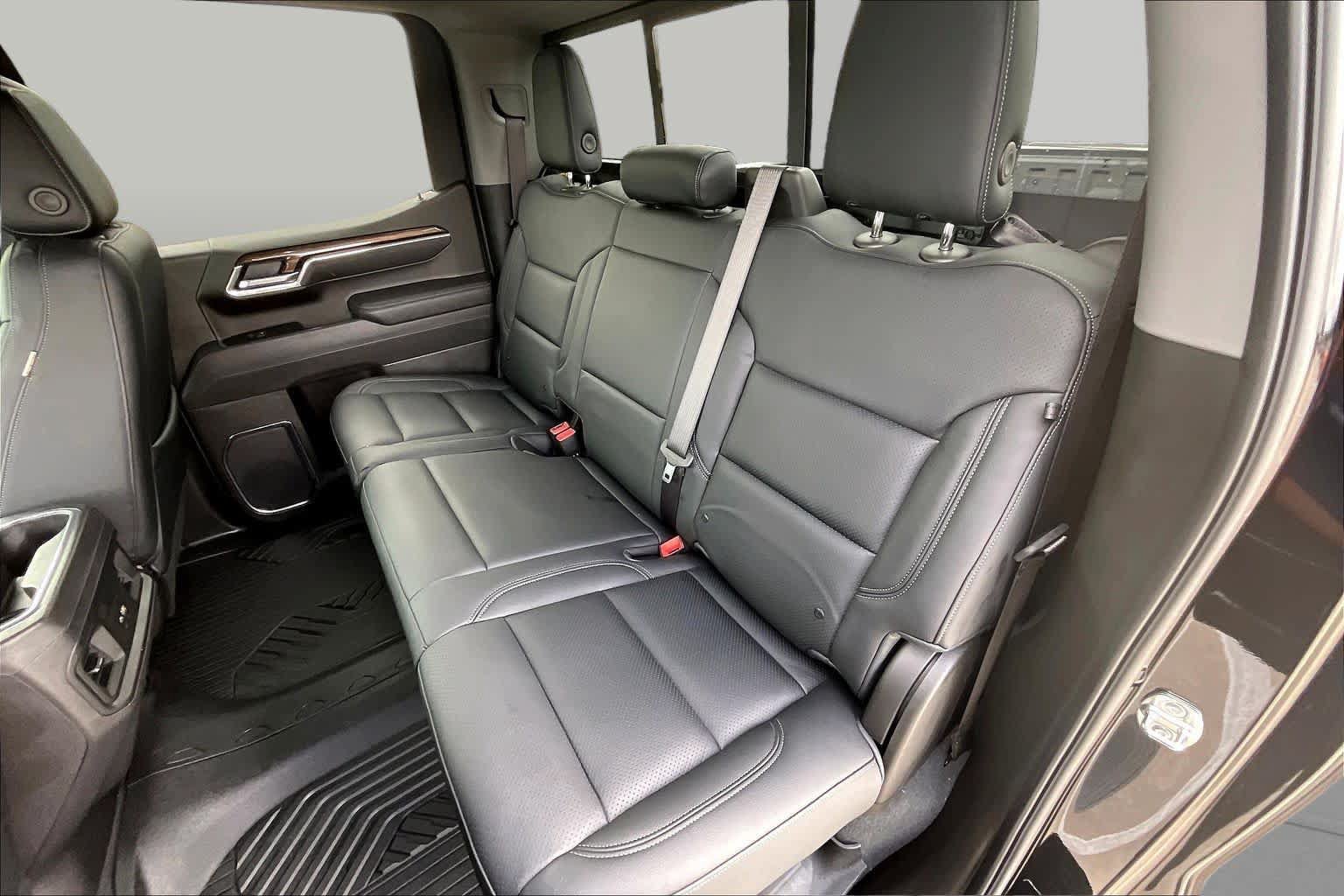 Certified 2025 Chevrolet Silverado 1500 LT Trail Boss w/ Convenience Package II AWD/4WD image 20