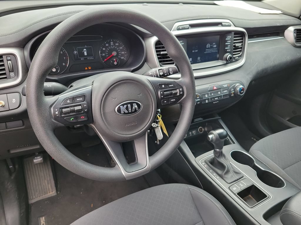Used 2018 Kia Sorento AWD image 9
