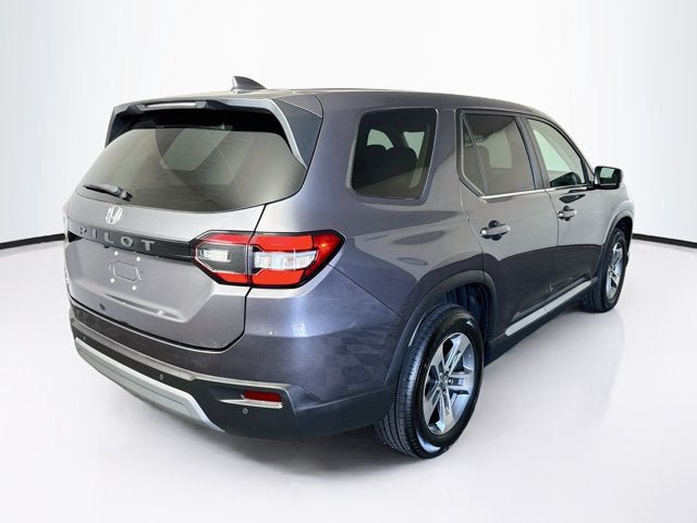 Certified 2024 Kia Sportage EX AWD/4WD image 5