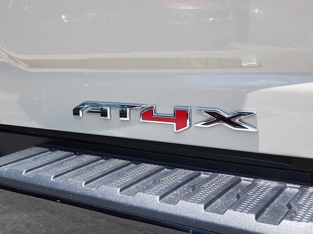 Used 2026 GMC Sierra 2500 AT4X AWD/4WD image 10