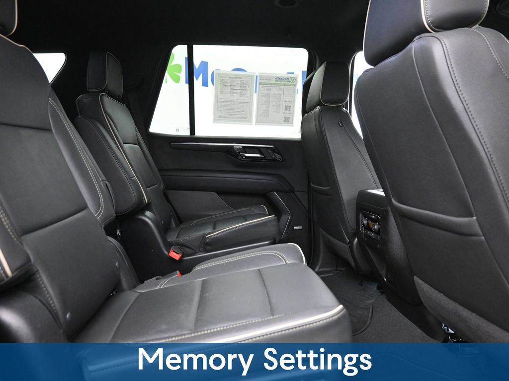 Used 2025 Chevrolet Tahoe Premier AWD/4WD image 11
