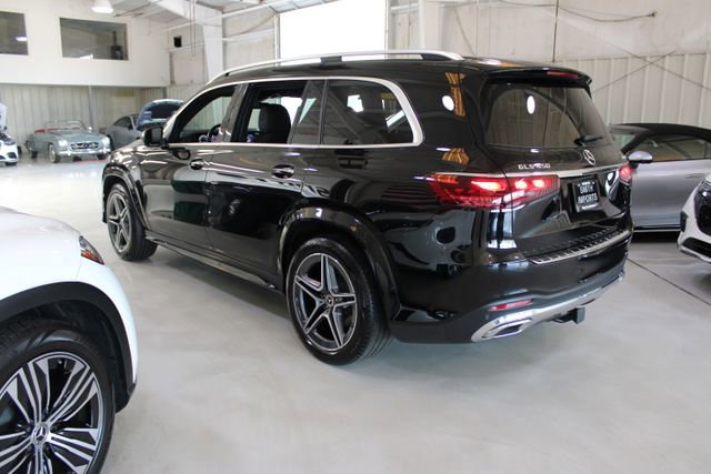 Used 2024 Mercedes-Benz GLS 450 4MATIC w/ AMG Line Exterior image 49