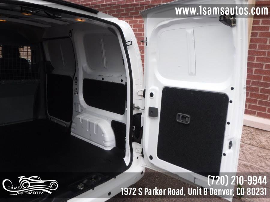Used 2020 Nissan NV200 SV image 27