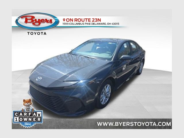 Used 2025 Toyota Camry LE image 1