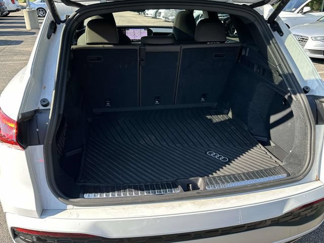 Certified 2025 Audi Q5 Premium AWD/4WD image 13