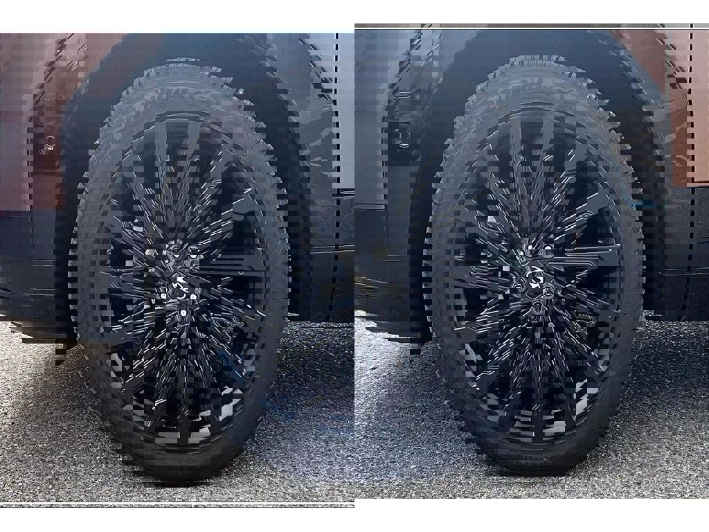 Used 2025 Hyundai Santa Fe Calligraphy image 9