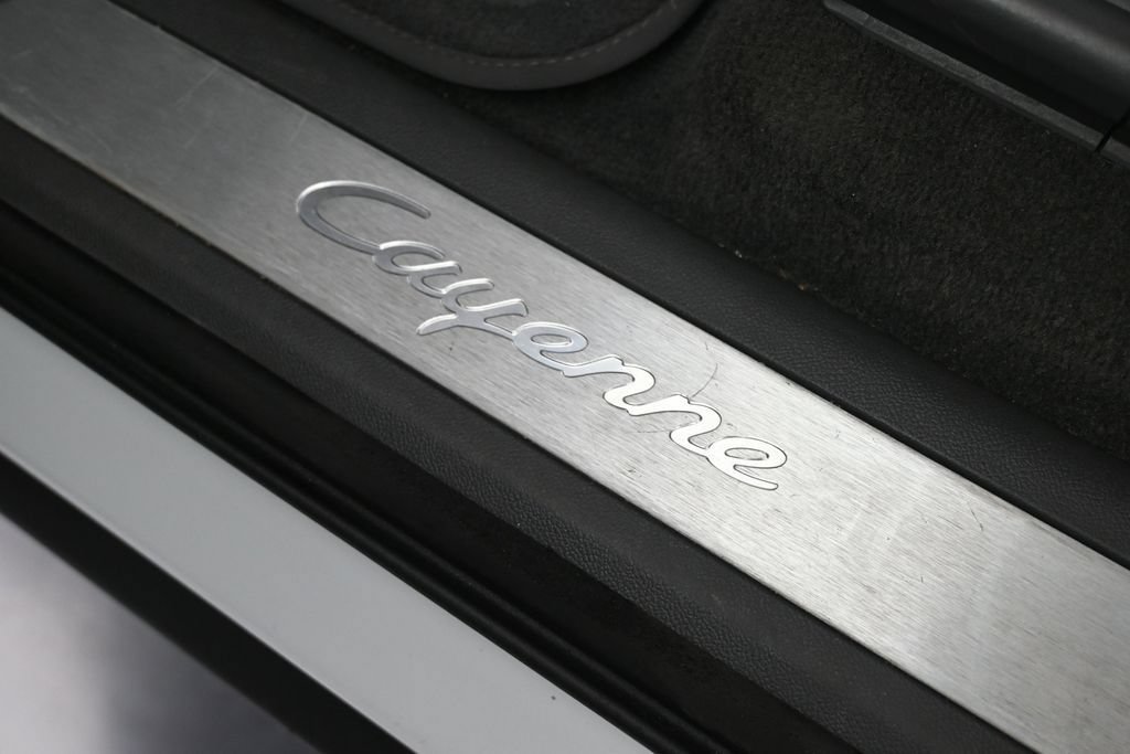 Certified 2020 Porsche Cayenne AWD/4WD image 34