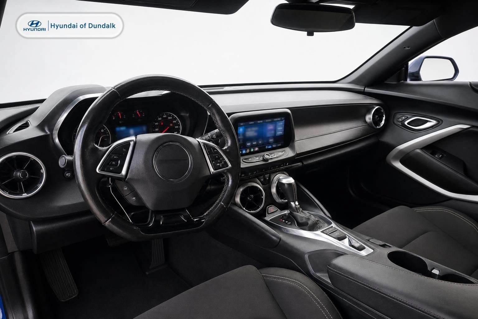 Used 2020 Chevrolet Camaro LT w/ Technology Package RWD image 9